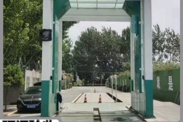 全自動大貨車洗車機(jī)-廠家直接購買節(jié)省差價[隆茂鑫晟]